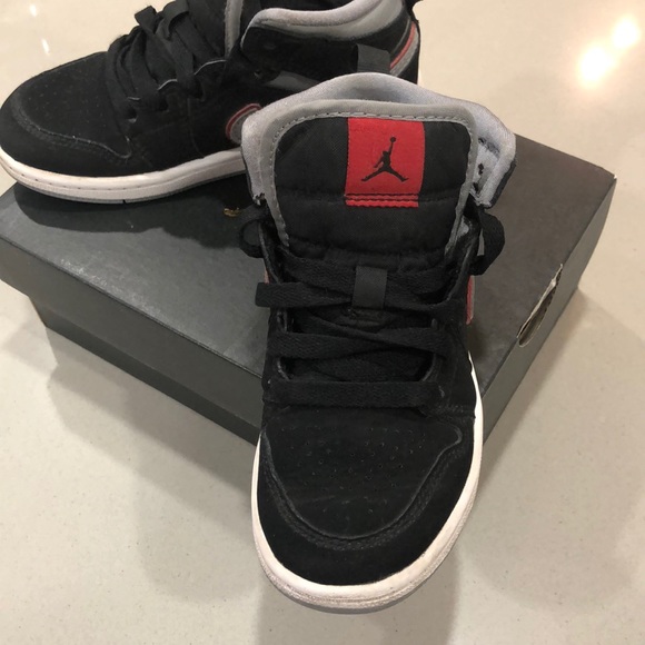 Jordan 1 MID (PS) - Picture 2 of 5